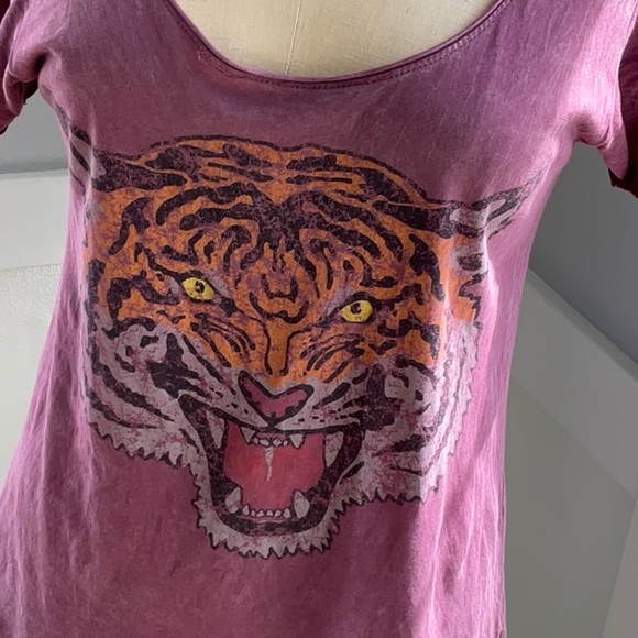 Project Social Distressed T-Shirt - Picture 1 of 10